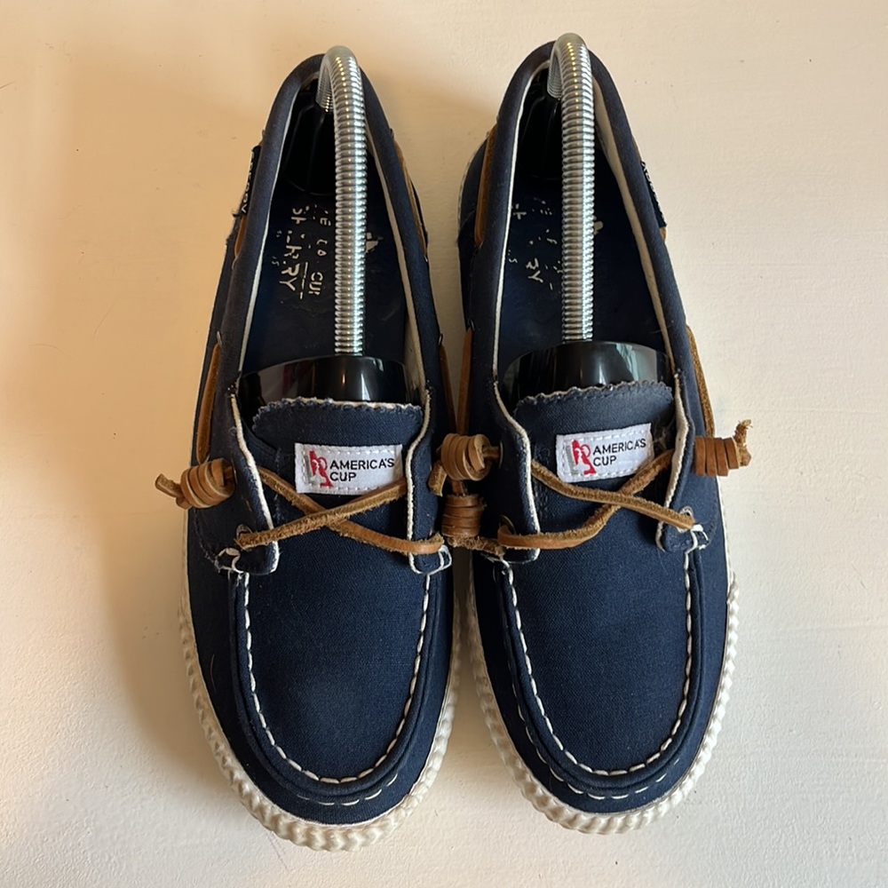 Sperry Women’s America’s Cup Navy Slip On Boat Shoes Size 8 - Picture 2 of 9